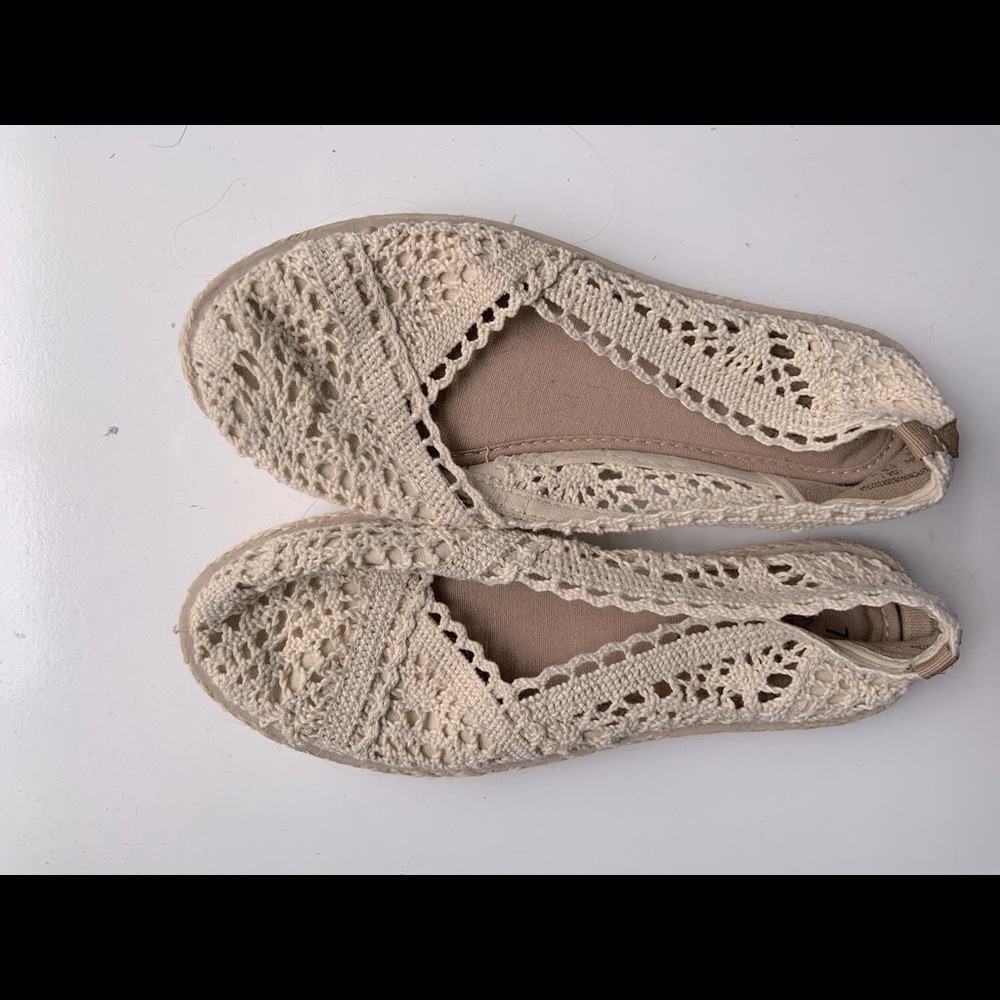 Lace Slip-On Flats